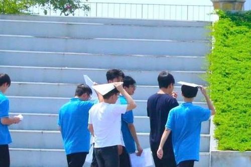 326 thí sinh Tuyên Quang hoàn thành kỳ thi lại tốt nghiệp THPT