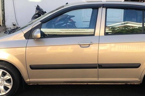 Hatchback giá chưa tới 100 triệu đồng thiết kế ưa nhìn, tiện nghi vừa đủ có nên mua?