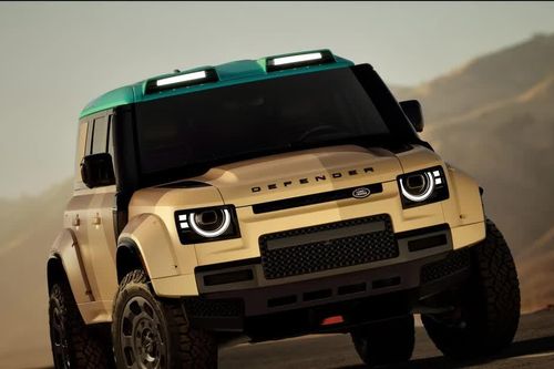 Land Rover đưa xe đua địa hình ra phố với Defender bản giới hạn
