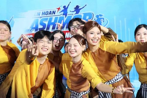 Bạn trẻ TPHCM và ASEAN hào hứng thi nhảy flashmob