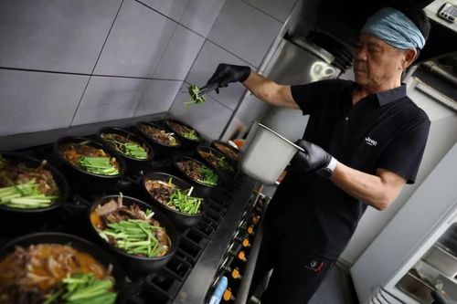 Người dân Hàn Quốc tiễn món thịt chó trước lệnh cấm toàn quốc từ năm 2027