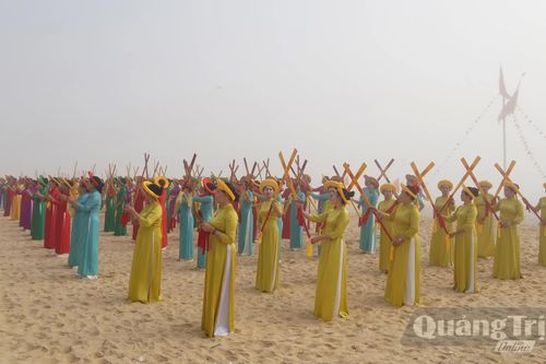 'Giữ lửa' văn hóa dân gian làng biển