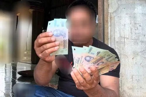 Bi hài trào lưu khởi nghiệp trên nền tảng mạng xã hội