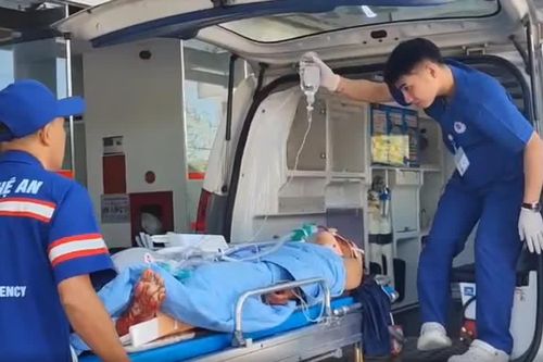 Hơn 20 người nhập viện sau vụ tai nạn trên cao tốc Bắc – Nam