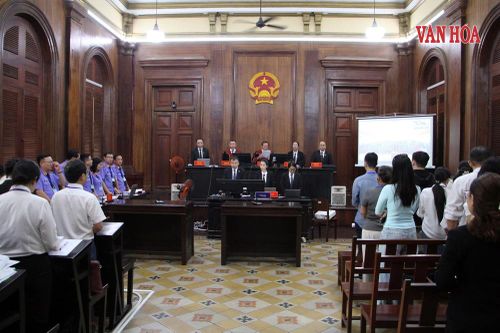 Khai mạc phiên tòa xét xử 227 bị cáo vụ đại án ma túy 29.000 tỉ đồng