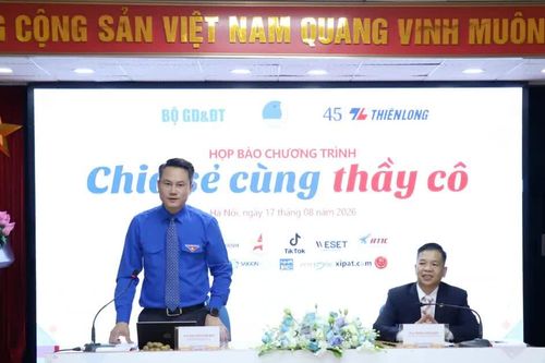 Đồng hành và tiếp sức toàn diện với thầy cô