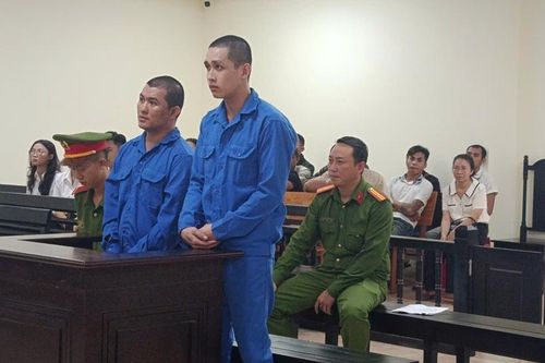 Vô cớ đánh người, hai bị cáo lĩnh 14 năm tù