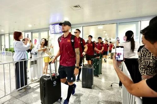 ASEAN Cup 2026: Đội tuyển Việt Nam về nước, gấp rút chuẩn bị bán kết lượt về gặp Malaysia