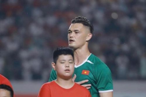 Lê Giang Patrik rực sáng giúp Việt Nam hạ Malaysia 2-0 ở bán kết lượt đi ASEAN Cup 2026