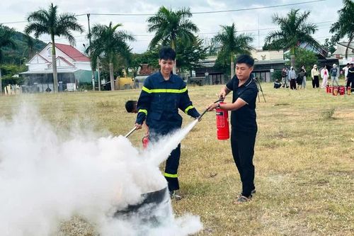 6 xã phía Tây tỉnh tham gia huấn luyện phòng cháy chữa cháy và cứu nạn cứu hộ