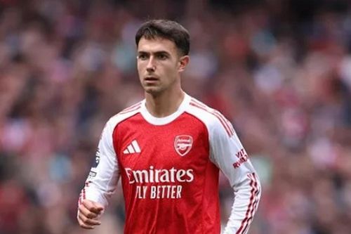 Real Madrid muốn chiêu mộ Zubimendi từ Arsenal, Newcastle hỏi mua Mikautadze 55 triệu euro