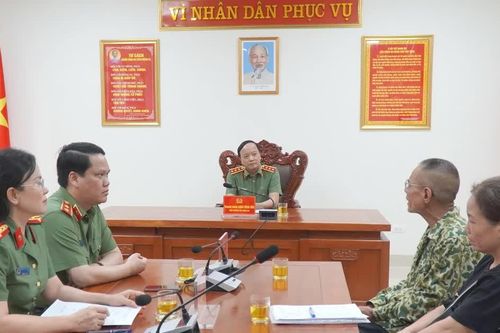 Lãnh đạo Bộ Công an tiếp công dân định kỳ tháng 8/2026