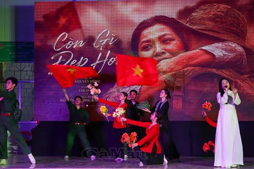 Từ những trang sử hào hùng đến 'Việt Nam - Ngày mới'
