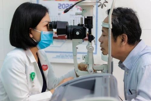 Căn bệnh âm thầm lấy đi ánh sáng của hàng triệu người cao tuổi