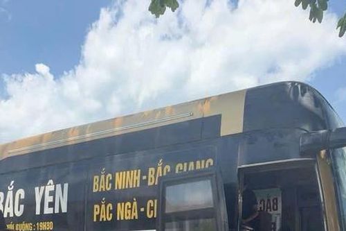 Phú Thọ: Phát hiện xe khách 19 chỗ 'nhồi' 67 người, dự kiến bị phạt 124,5 triệu đồng
