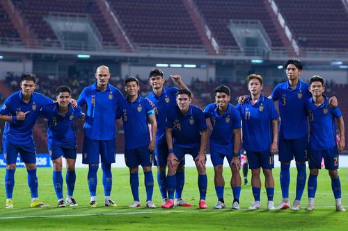 Thua Singapore trên sân nhà, Thái Lan vẫn vào chung kết ASEAN Cup 2026