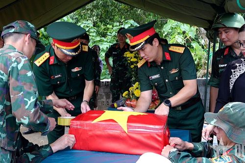 Lào Cai: Cất bốc hai phần mộ liệt sĩ chưa xác định được danh tính