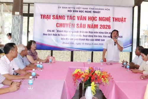 Văn nghệ sĩ Khánh Hòa dự Trại sáng tác chuyên sâu