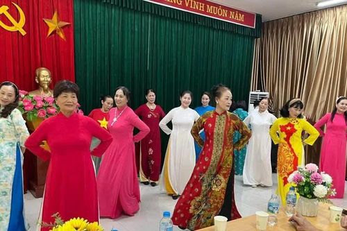 Tìm cách thích nghi với già hóa dân số - Bài cuối: Xây dựng tinh thần chuẩn bị tốt cho tuổi già