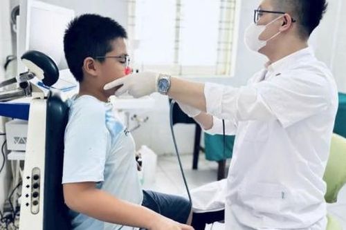 Hà Nội triển khai cao điểm khám sức khỏe cho học sinh