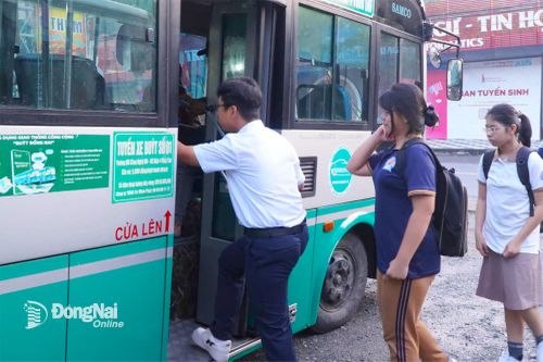 Tăng cường bảo đảm an toàn giao thông trong hoạt động vận tải