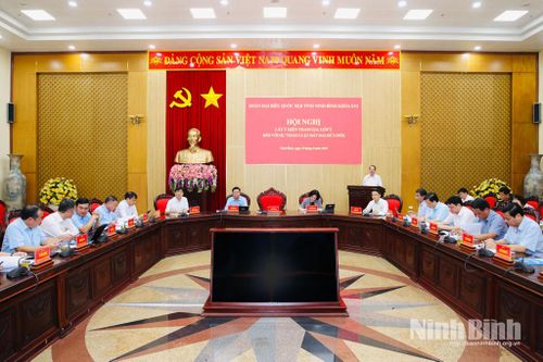 Đoàn đại biểu Quốc hội tỉnh Ninh Bình lấy ý kiến tham gia, góp ý đối với dự thảo Luật Đất đai (sửa đổi)