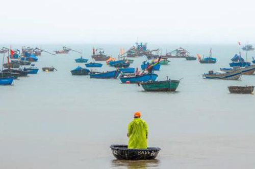Áp thấp nhiệt đới trên Biển Đông có ảnh hưởng đến nước ta?