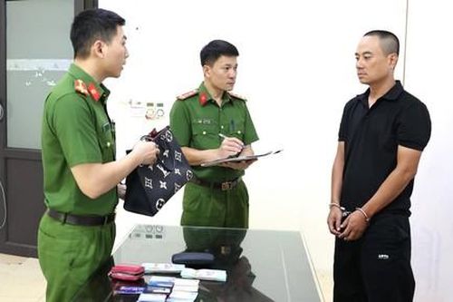 Truy vết hơn 1.000 cây số bắt giữ đối tượng đập kính ô tô trộm hơn 700 triệu đồng