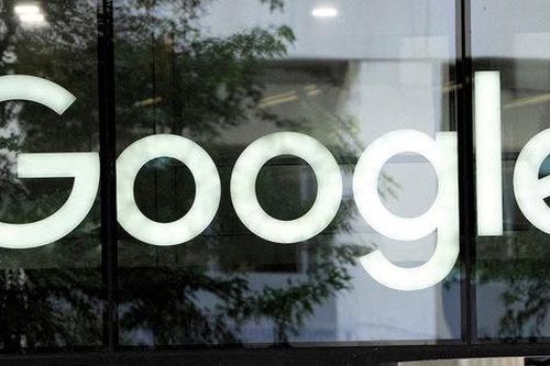 Google chi 10 triệu USD mua dữ liệu Spirit Airlines phục vụ AI