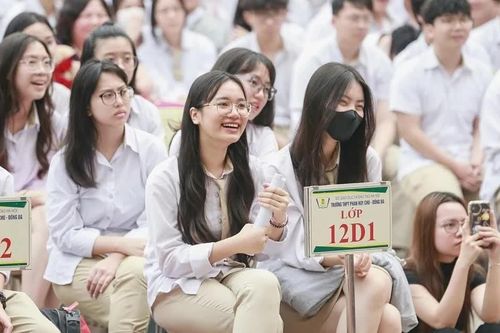 Công bố mức học phí tại 35 trường công lập chất lượng cao của Hà Nội