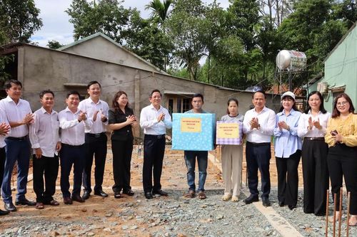 Đà Nẵng: Kêu gọi chung tay xóa nhà tạm, nhà dột nát