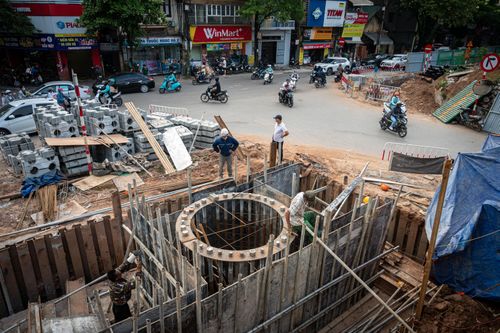 Hiện trạng giao thông khu vực xây cầu Trần Hưng Đạo hơn 16.000 tỷ đồng