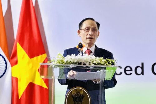 Bộ trưởng Ngoại giao Lê Hoài Trung dự chiêu đãi kỷ niệm lần thứ 80 Ngày độc lập nước Cộng hòa Ấn Độ