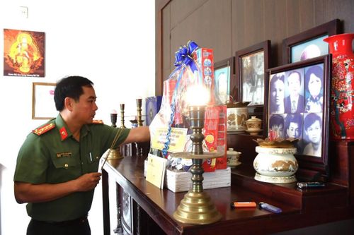 Lãnh đạo Công an TP Đà Nẵng tri ân thế hệ đi trước