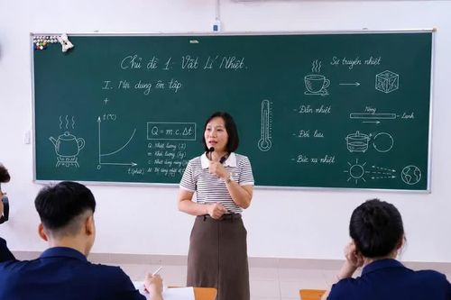 Đánh giá để thúc đẩy người học tiến bộ, không phải chỉ lấy điểm