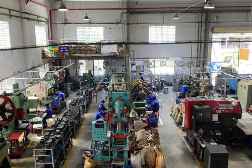 Hơn 155.000 doanh nghiệp rút khỏi thị trường: Tứ bề sức ép?