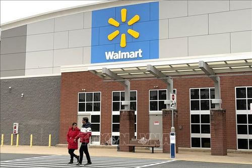 Nhiệm vụ mới của nhân viên Walmart: Sửa lỗi cho AI