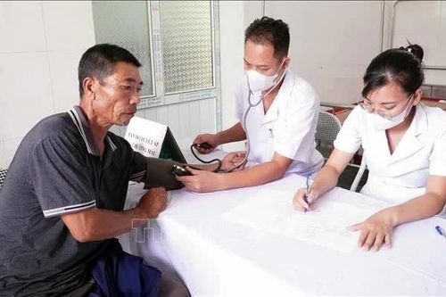 Kiểm điểm các địa phương chưa thực hiện khám, chữa bệnh miễn phí cho người dân