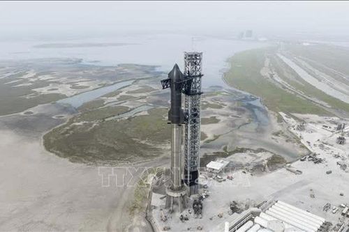 NASA công bố ảnh về hố va chạm do tên lửa SpaceX tạo ra trên Mặt Trăng