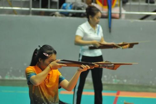 Hơn 100 vận động viên tranh tài tại Giải Vô địch Bắn nỏ, Bắn ná quốc gia