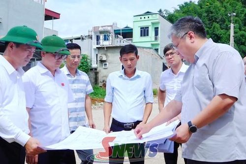 Thường trực HĐND tỉnh Sơn La giám sát các dự án nhà ở tại phường Chiềng Cơi