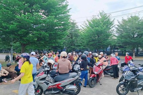 Hơn 1 năm nghỉ việc, hàng trăm công nhân vẫn 'mòn mỏi' chờ công ty 'trả nợ' BHXH