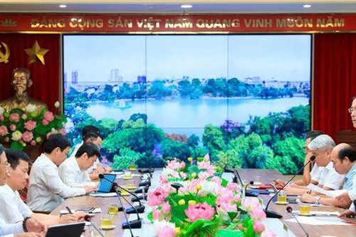 Hà Nội đẩy mạnh ứng dụng công nghệ trong xử lý chất thải rắn