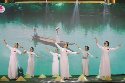 Lan tỏa sắc màu văn hóa ASEAN tại Hà Nội