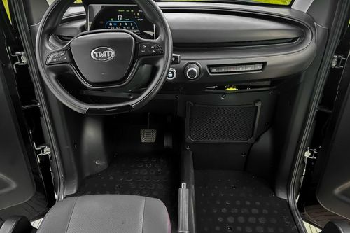 Xuất hiện ô tô điện hai chỗ ở Việt Nam giá siêu rẻ chỉ 120 triệu đồng, pin tháo rời