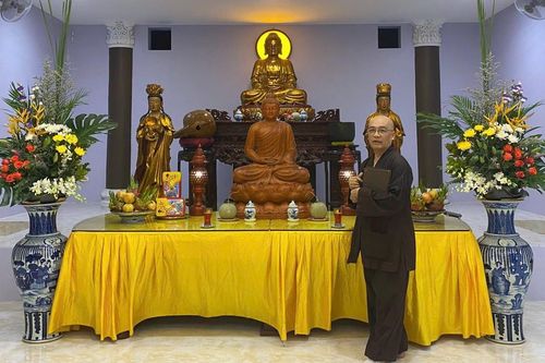 Đừng đốt vàng mã tháng Vu Lan nữa, những điều 0 đồng này còn giá trị hơn nhiều
