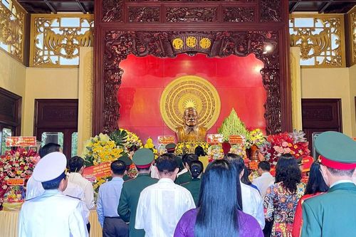 Kỷ niệm 138 năm Ngày sinh Chủ tịch Tôn Đức Thắng