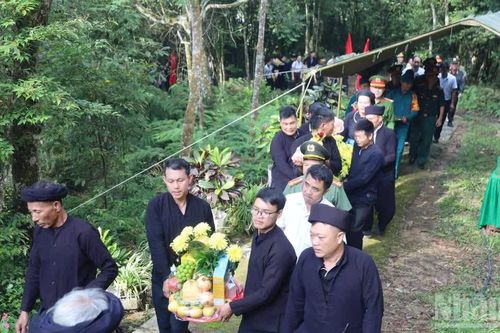 Đậm đà bản sắc văn hóa Tết Khu Cù Tê của đồng bào La Chí