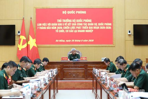 Thượng tướng Nguyễn Quang Ngọc làm việc với Quân khu 5