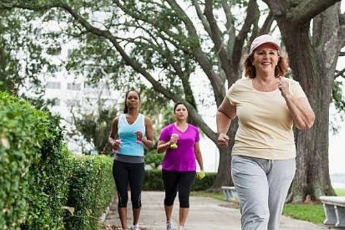 Sau tuổi 40, phụ nữ tập gì để khỏe mạnh và độc lập khi về già?